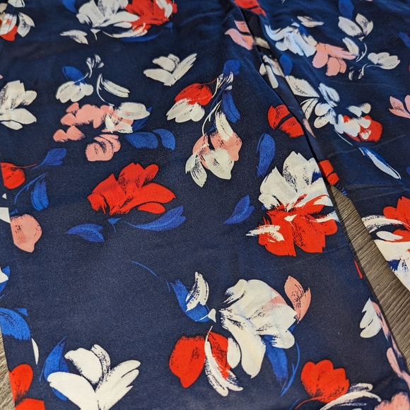 Banana Republic Reegan Pants FLORAL - Picture 5 of 6